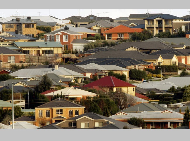 Fewer home owners default on mortgage